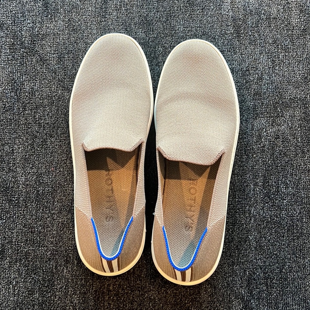 Rothys slip on sneaker in latte